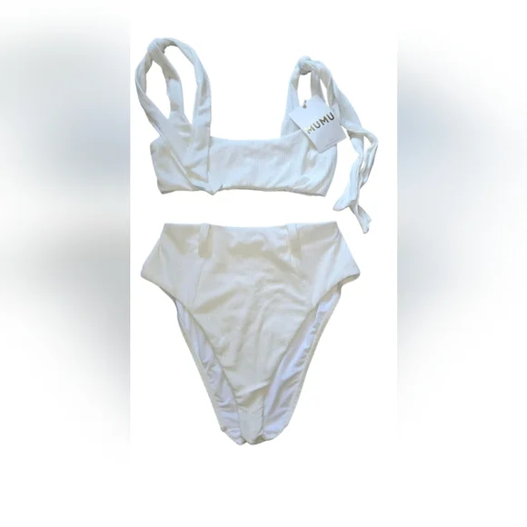 Show Me Your MuMu White Bikini - Picture 3 of 6